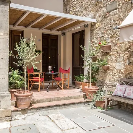 Radicondoli Studio Apartment *